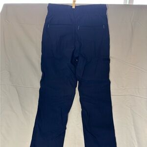 Weatherproof Youth Cargo Pants in Navy, S 7/8 - like new